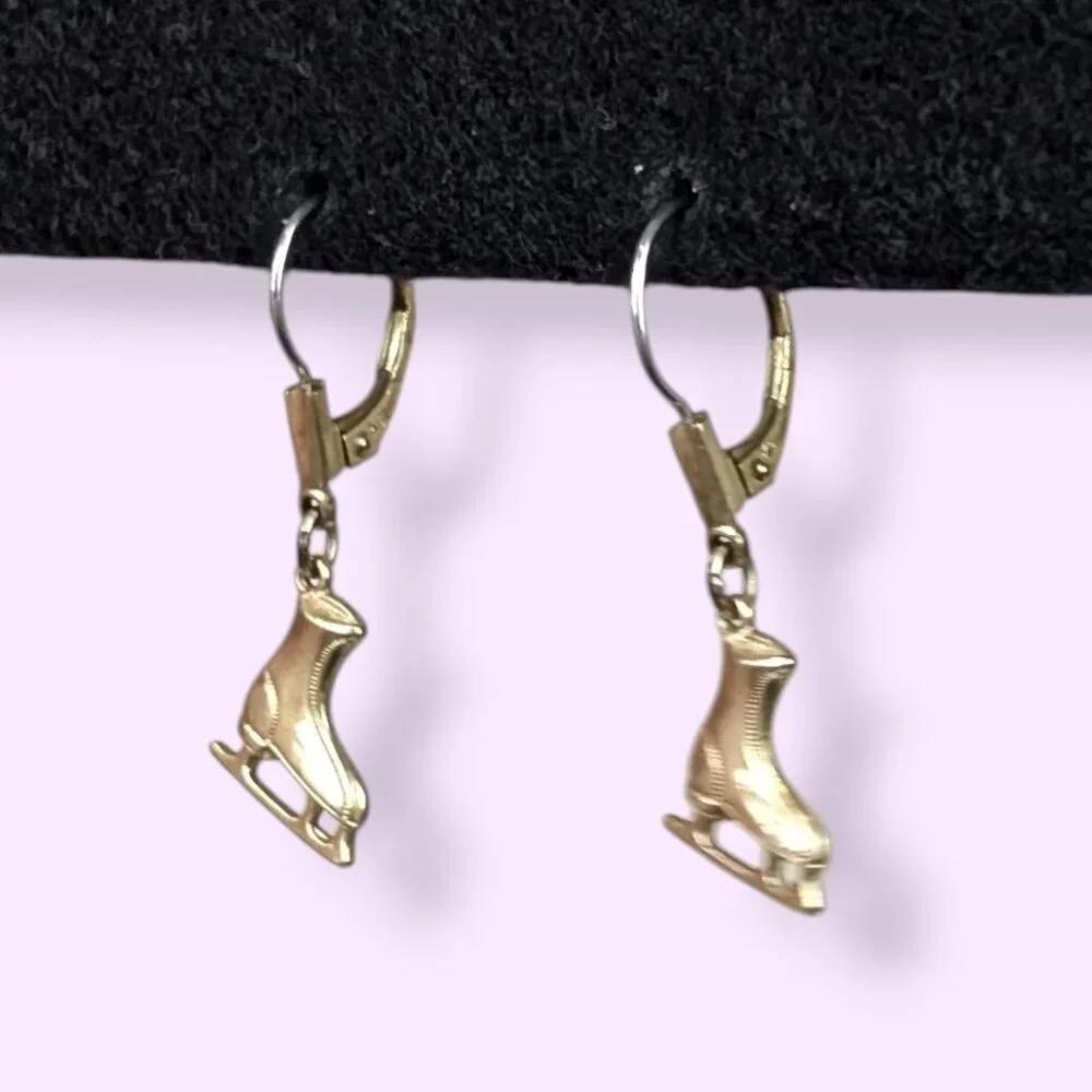 V. K&L German Dainty Figure Skating Earrings - Picture 2 of 5